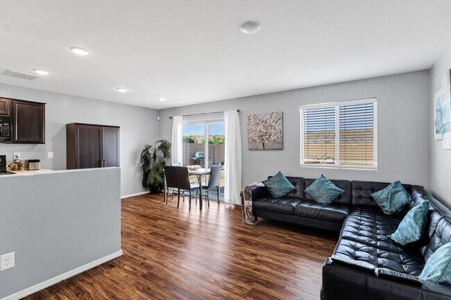 30517 N Oak Dr Florence, AZ 85132 photo 5