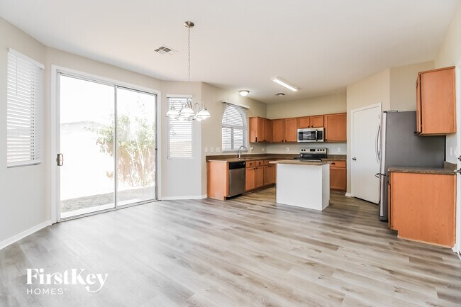 40556 N Domiano St San Tan Valley, AZ 85140 photo 5
