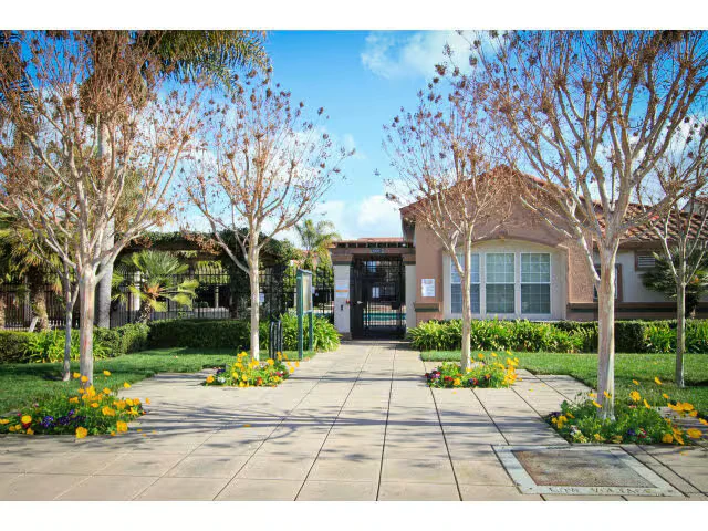 2228 Lenox Plz Santa Clara, CA 95054 photo 2