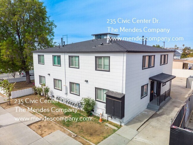 235 Civic Center Dr. National City, CA 91950 photo 2