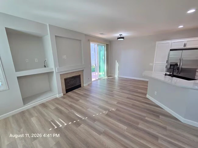 1103 Calle Tesoro Chula Vista, CA 91915 photo 3