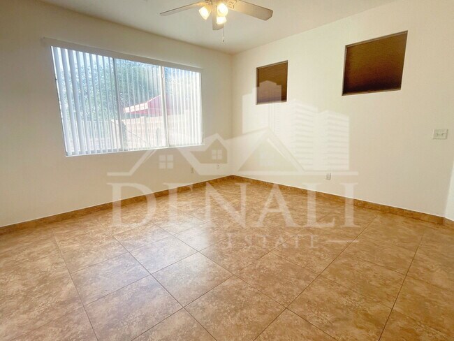 1154 S Boulder St Gilbert, AZ 85296 photo 4