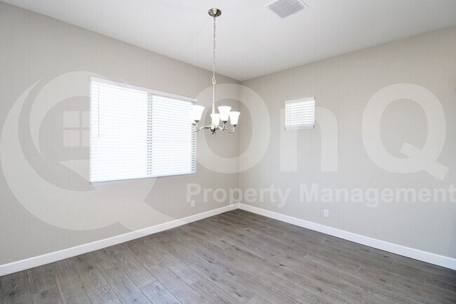 44626 N 44th Ave Phoenix, AZ 85087 photo 5