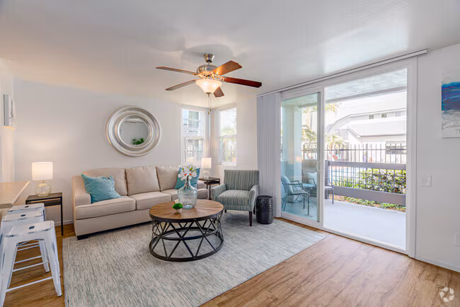 Canyon Club Apartments