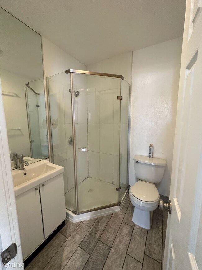 2581 University Ave San Diego, CA 92104 photo 4
