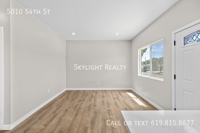 5010 54th St San Diego, CA 92115 photo 4