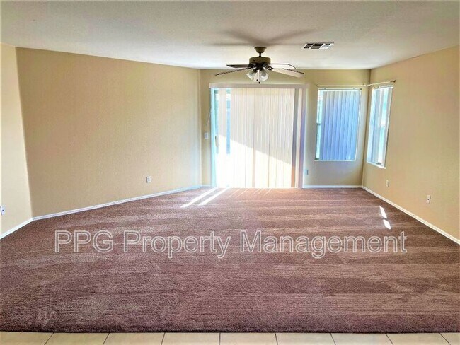 13365 W Canyon Creek Dr Surprise, AZ 85374 photo 3