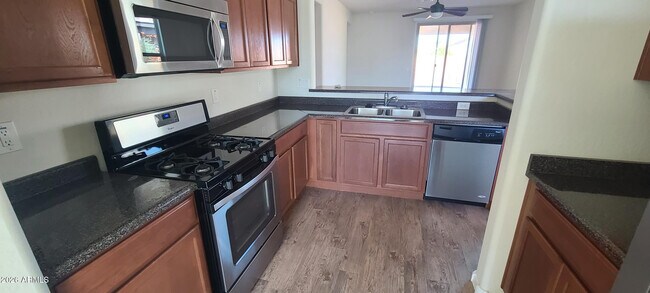 26086 W Sequoia Dr Buckeye, AZ 85396 photo 4