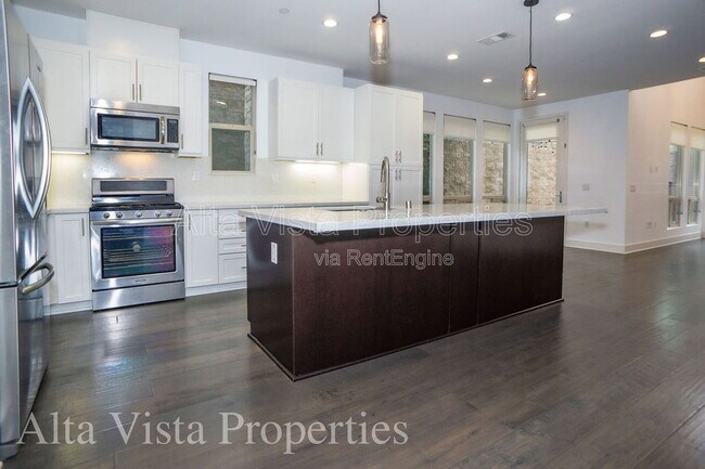 2549 Aperture Cir San Diego, CA 92108 photo 4