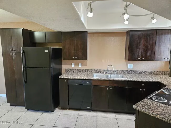 885 N Granite Reef Rd Scottsdale, AZ 85257 photo 4