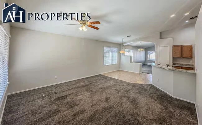 8153 W Clara Ln Peoria, AZ 85382 photo 5