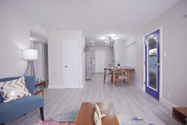 2543 E Brill St Phoenix, AZ 85008 photo 4