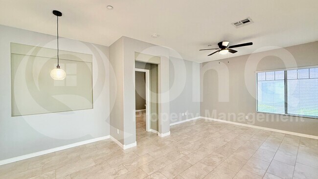 805 S Sycamore Mesa, AZ 85202 photo 4
