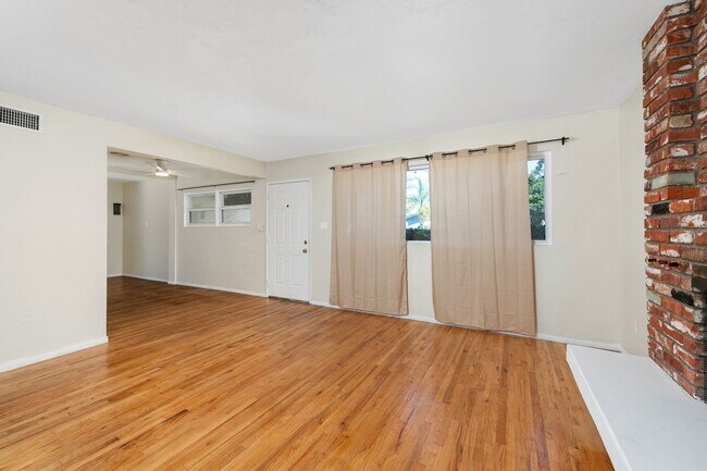 1231 Evilo St El Cajon, CA 92021 photo 4