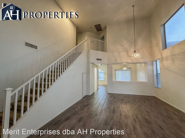 9146 W Hazelwood St Phoenix, AZ 85037 photo 2