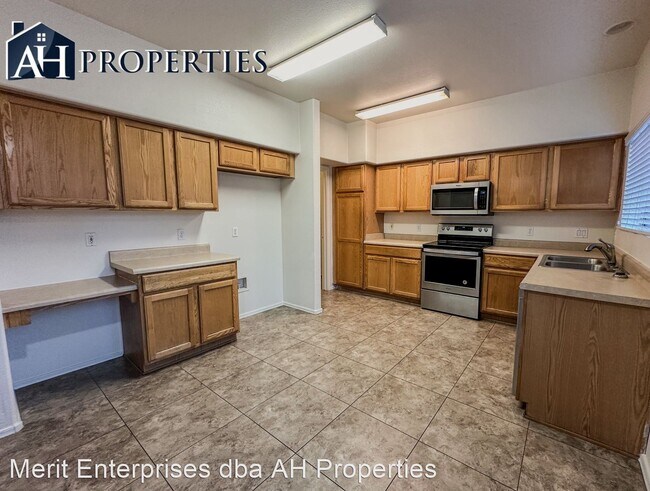9146 W Hazelwood St Phoenix, AZ 85037 photo 5