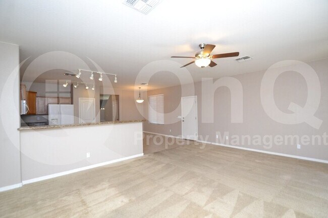 3905 E Frances Ln Gilbert, AZ 85295 photo 4