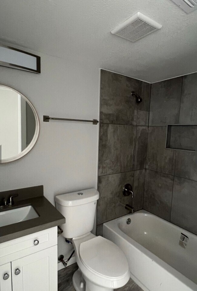 12717 W Amy Dr Surprise, AZ 85378 photo 3
