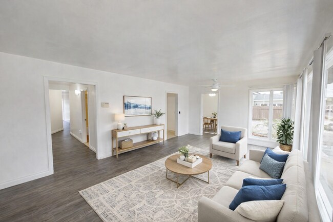 5102 Ewing St San Diego, CA 92115 photo 4