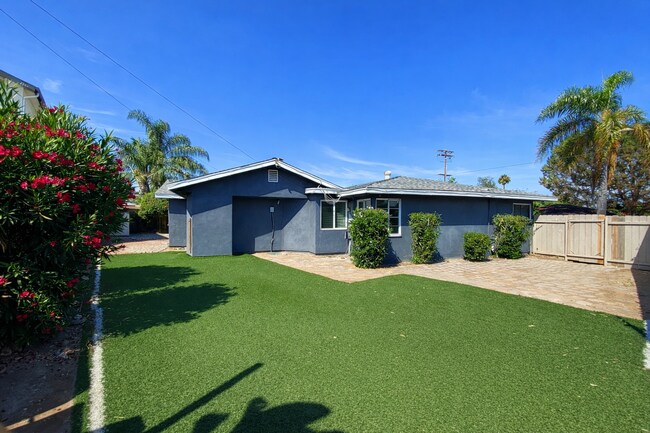 5102 Ewing St San Diego, CA 92115