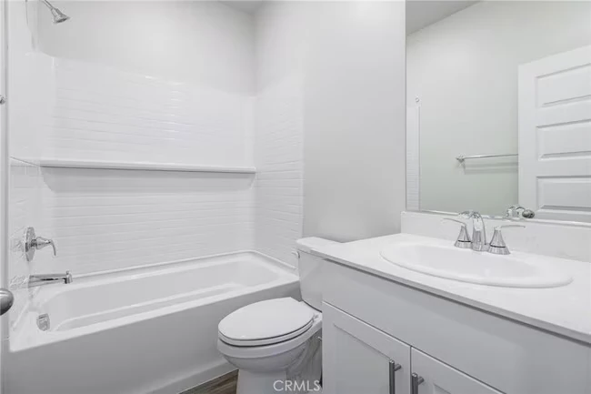 567 Toledo Way Oceanside, CA 92057 photo 4
