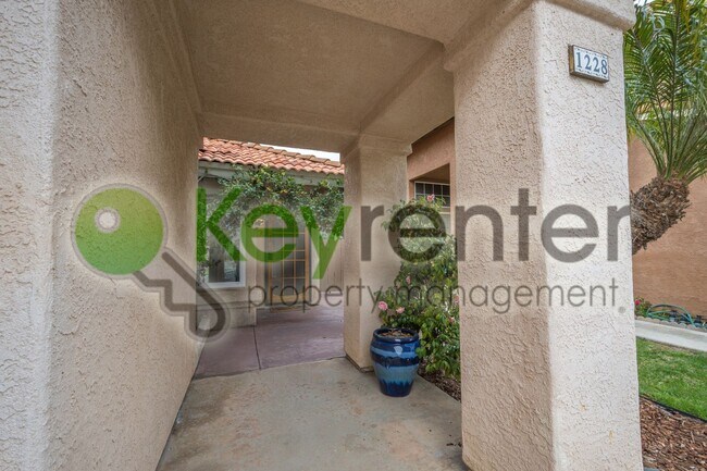 1228 Corte Dulce San Marcos, CA 92069 photo 2