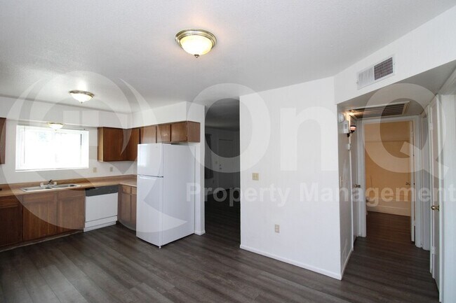3102 E Cicero St Mesa, AZ 85213 photo 2