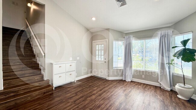 223 S Rush Cir E Chandler, AZ 85226 photo 5