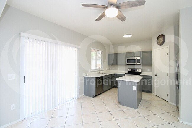 3852 E Fruitvale Ave Gilbert, AZ 85297 photo 4