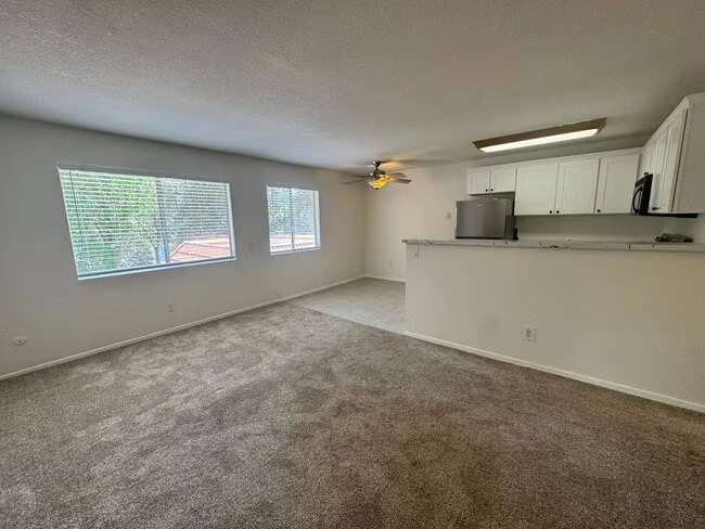 2616 Alpine Blvd Alpine, CA 91901 photo 2