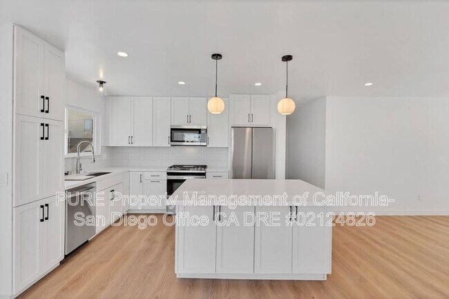 4758 Bermuda Ave San Diego, CA 92107 photo 3