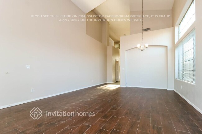 2125 S 114Th Lane photo 5