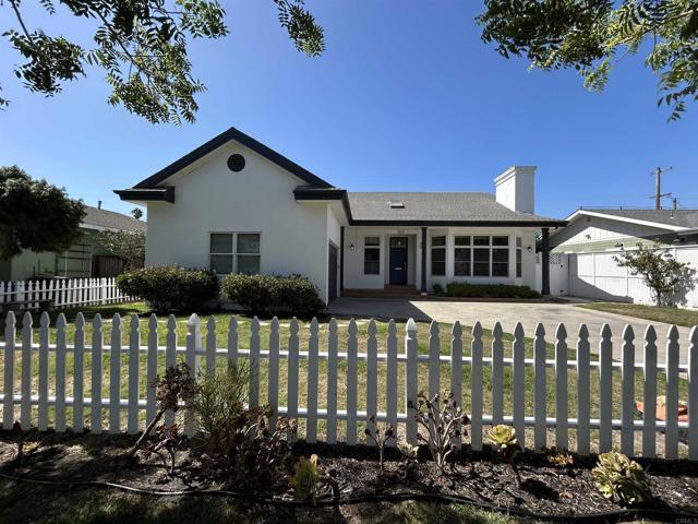 760 Coronado Ave Coronado, CA 92118 photo 2