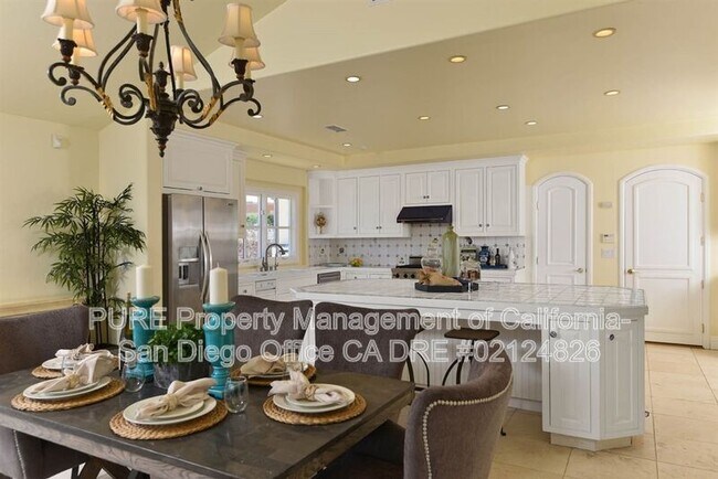 5695 Rutgers Rd San Diego, CA 92037 photo 2