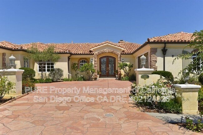 5695 Rutgers Rd San Diego, CA 92037