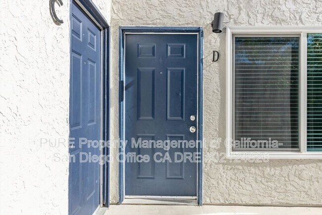 331 E Washington Ave Escondido, CA 92025 photo 2