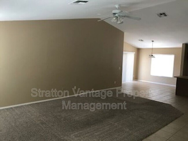 17739 W Redfield Rd Surprise, AZ 85388 photo 3