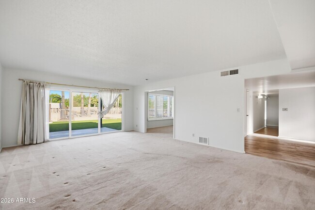 6311 N 74th St Scottsdale, AZ 85250 photo 5