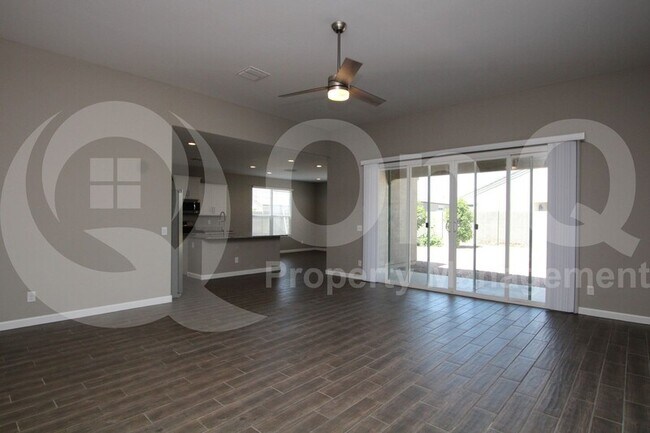 38038 W Nina St Maricopa, AZ 85138 photo 3