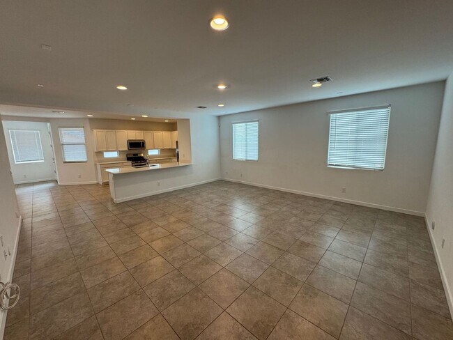 24515 N 165th Ave Surprise, AZ 85387 photo 5