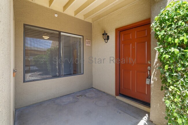 7008 E Gold Dust Ave Paradise Valley, AZ 85253 photo 2