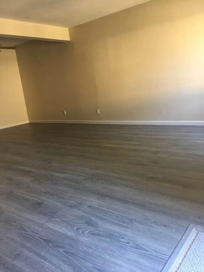 5055 Valley Crest Dr Concord, CA 94521 photo 2