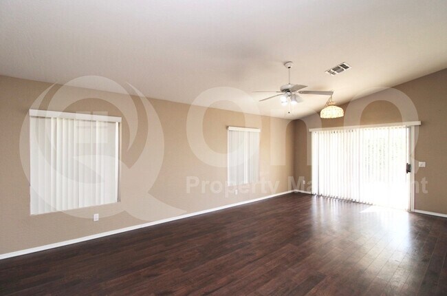 1015 E Princeton Ave Gilbert, AZ 85234 photo 4