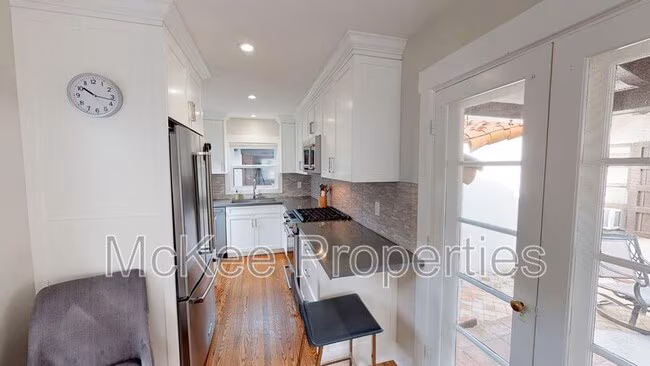 416 G Ave Coronado, CA 92118 photo 4