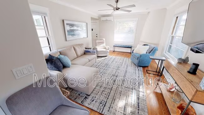 416 G Ave Coronado, CA 92118 photo 2