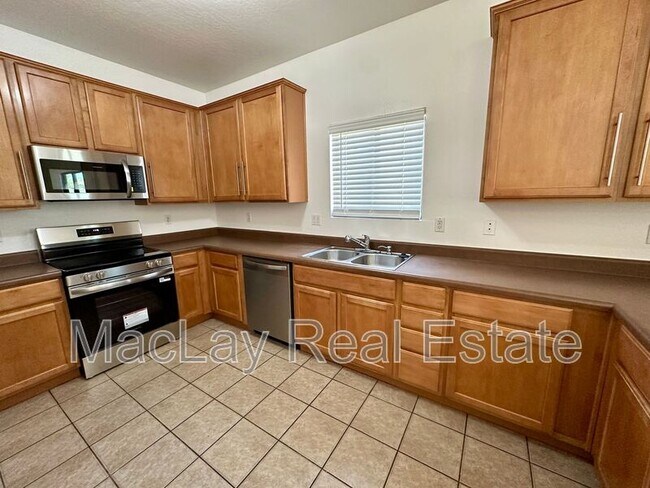 1308 W Fremont Rd. Phoenix, AZ 85041 photo 3