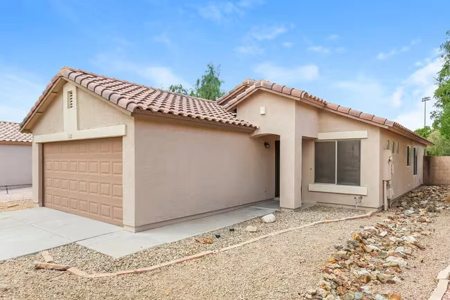 15019 W Port Au Prince Ln Surprise, AZ 85379 photo 3