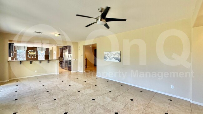 301 W Hackberry Dr Chandler, AZ 85248 photo 5