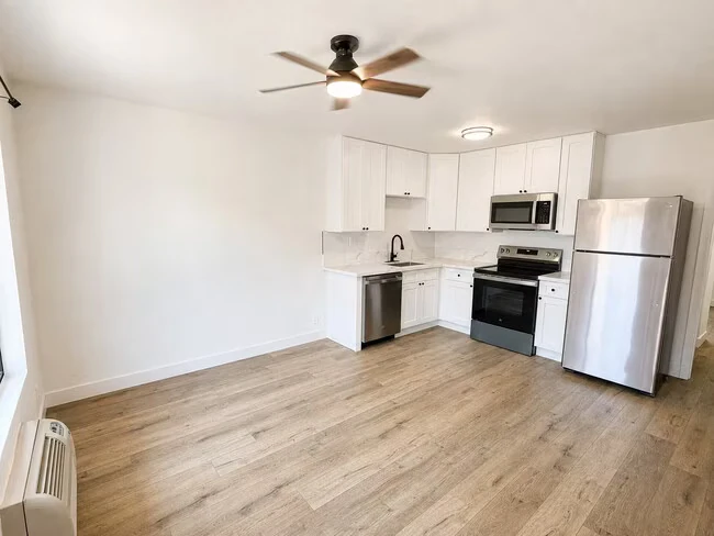 4218 46th St San Diego, CA 92115 photo 3