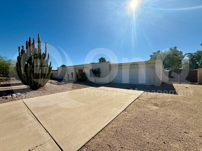 2119 E Concorda Dr Tempe, AZ 85282 photo 2